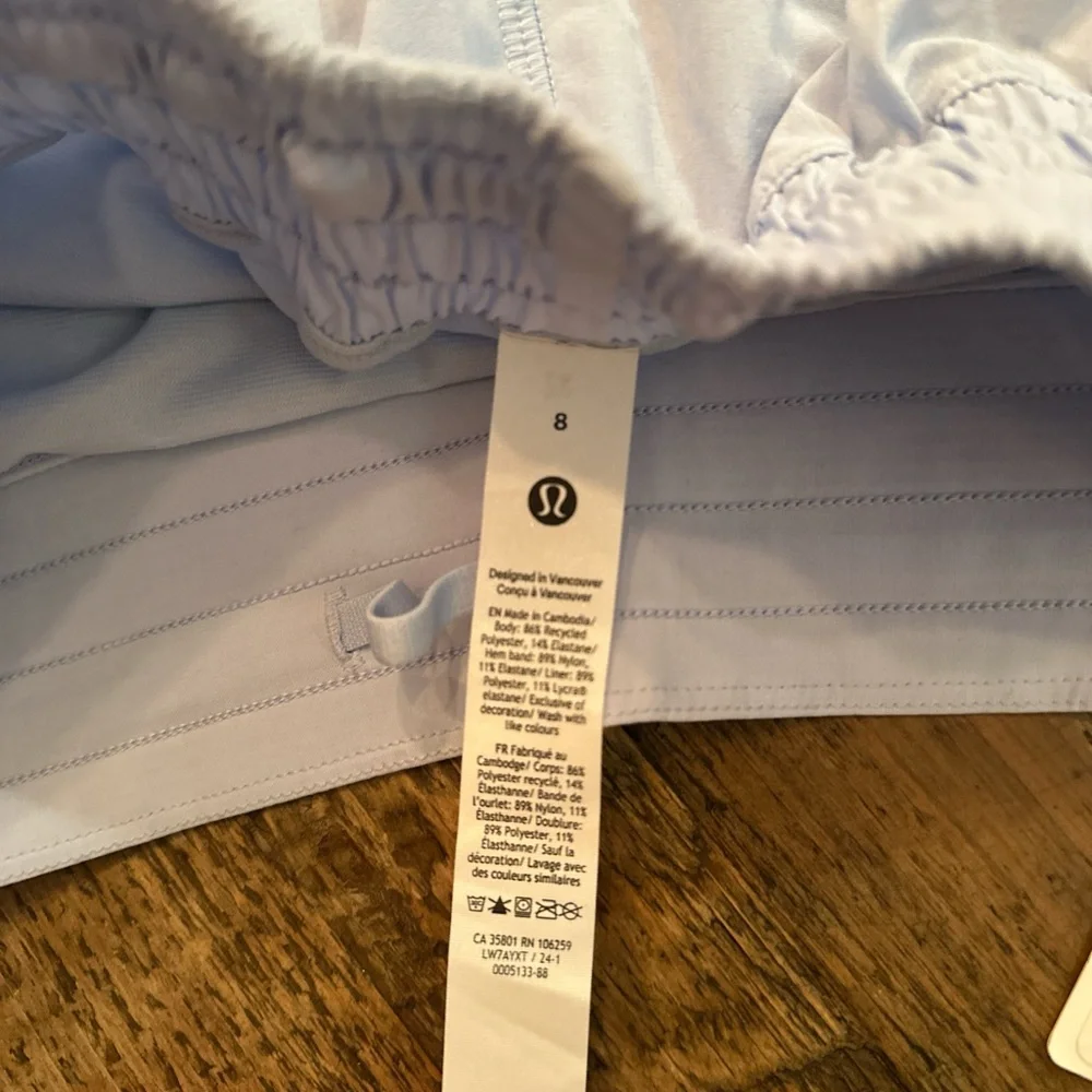 lululemon athletica Women's Athletic Shorts in Light Gray - Picture 4 of 4